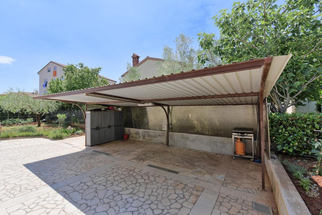 Brezac olive garden apartment Fažana Buitenkant foto