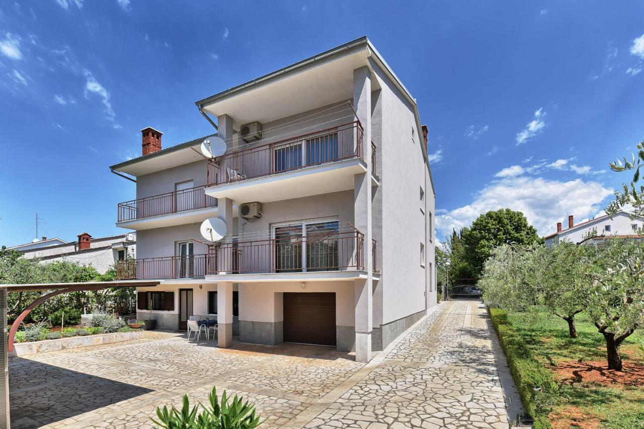 Brezac olive garden apartment Fažana Buitenkant foto