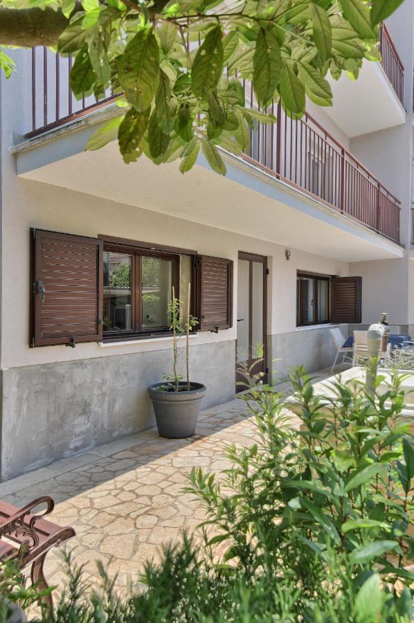 Brezac olive garden apartment Fažana Buitenkant foto